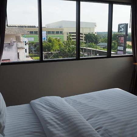 A3 Living Apartment Surat Thani Exterior photo