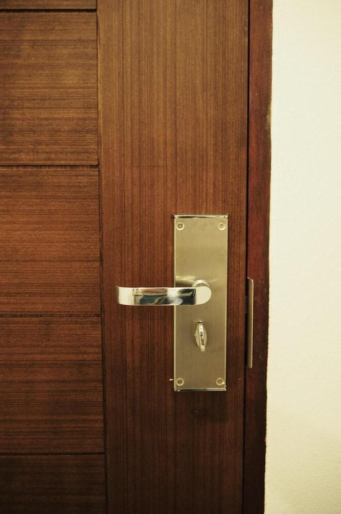 A3 Living Apartment Surat Thani Exterior photo
